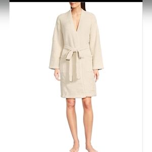 Barefoot dreams robe